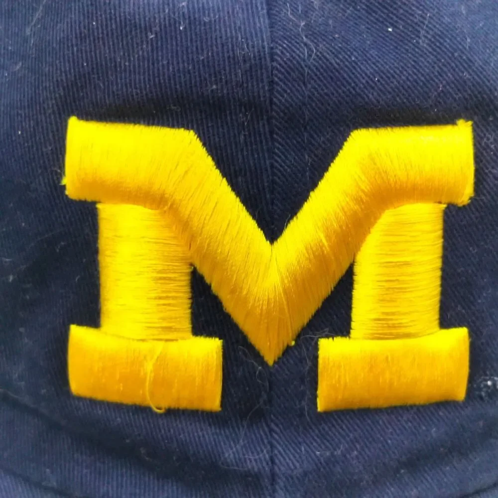 Michigan Hat Nike Baseball Cap Men's Adjustable Navy Blue Yellow Embroidered M